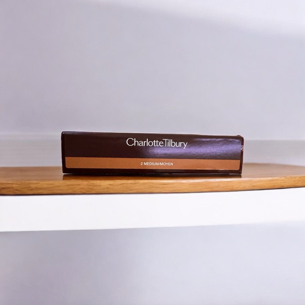 Charlotte Tilbury airbrush bronzer in the color 2 medium